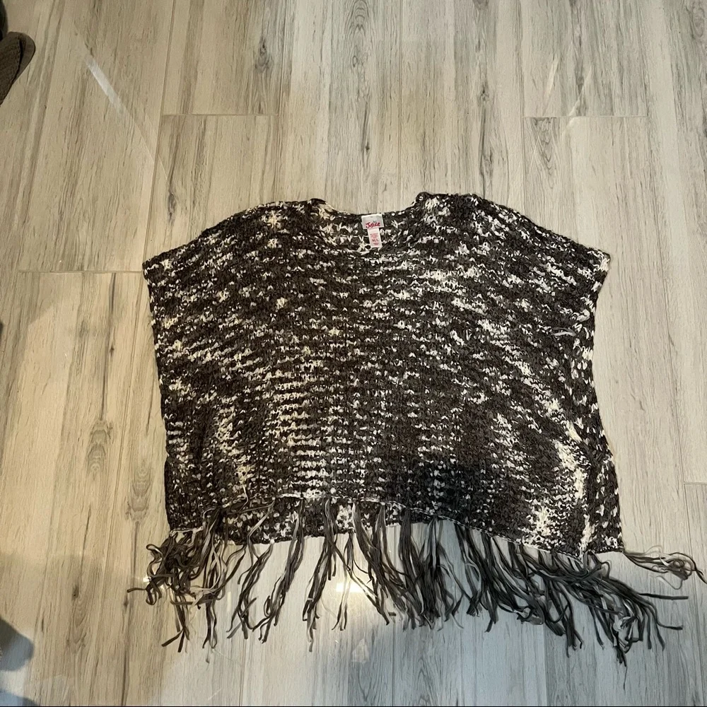 Justice fringe knit poncho sweater - boho style - M/L